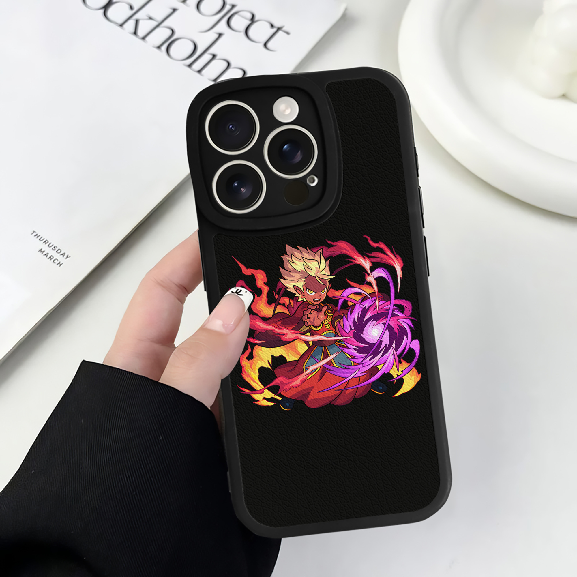 （画像用） 妖怪ウォッチ Yo-kai Watch 【iPhone 16シリーズ対応】シリコンスマホケース（レザー調） 材質：シリコン